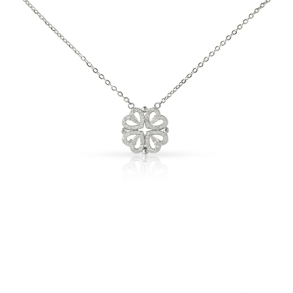 Magnetic Heart Clover Necklace – Meaningful Gift for Mom from Son