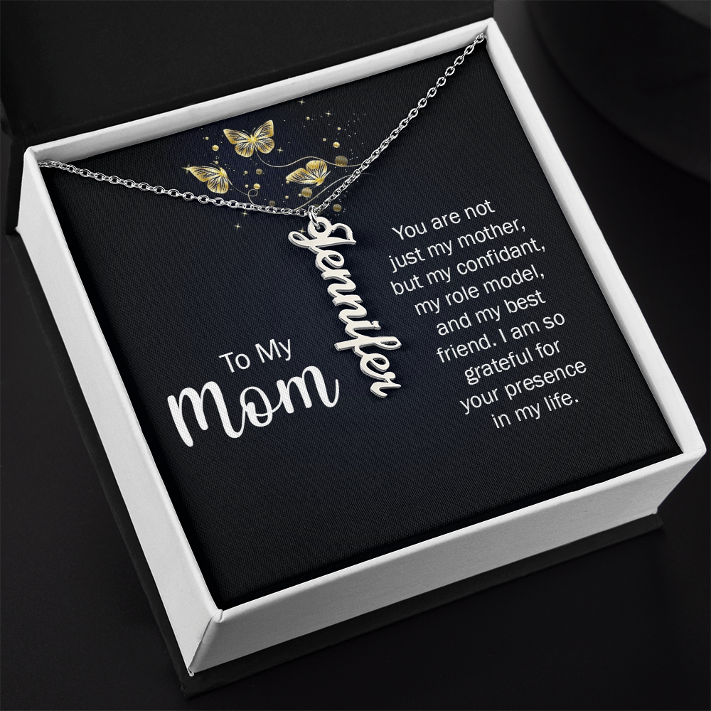 Mom Gift Necklace – Personalized Name Pendant, Ideal for Mother's Day or Birthday