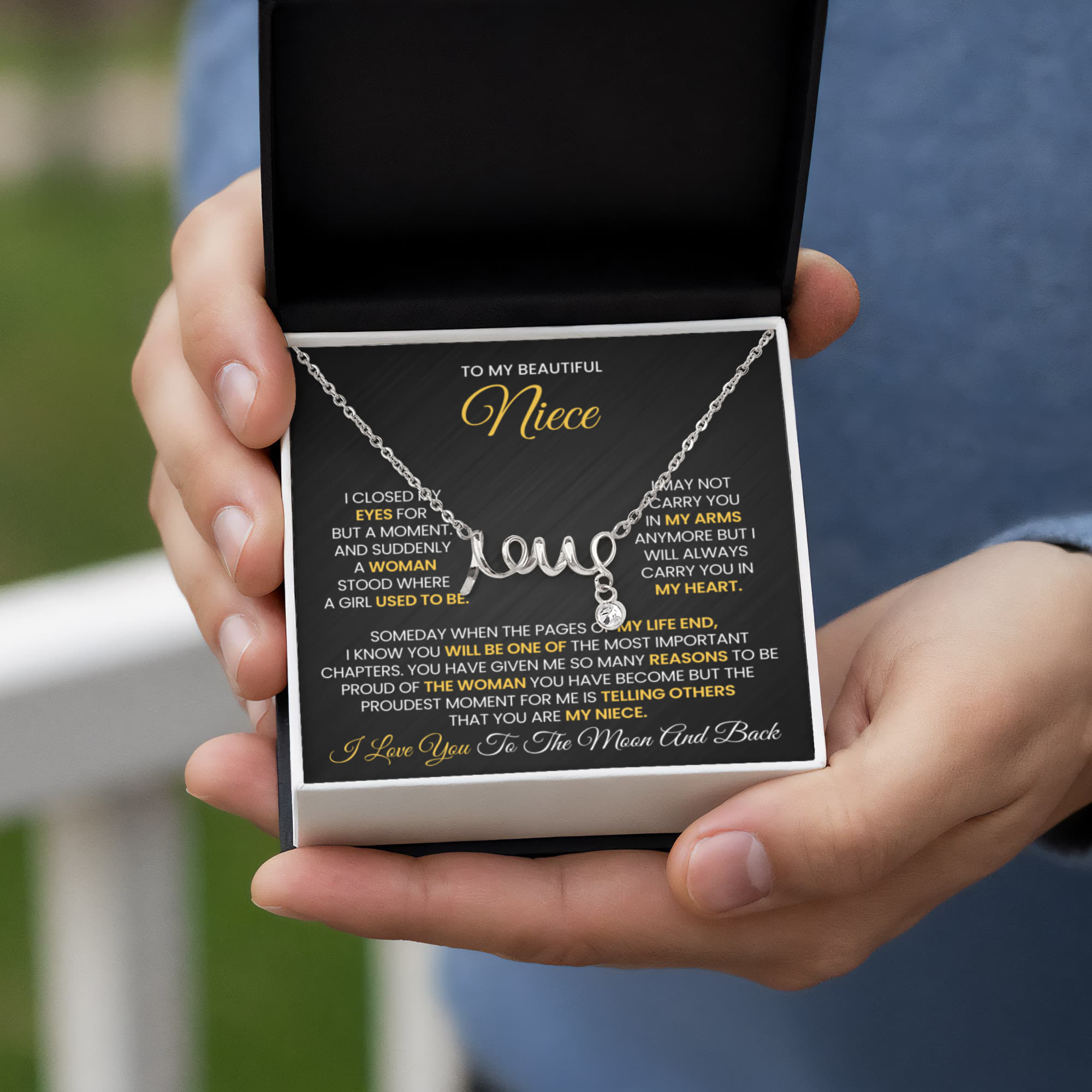 Love Script Necklace for Niece – Sentimental Gift for Niece Jewelry