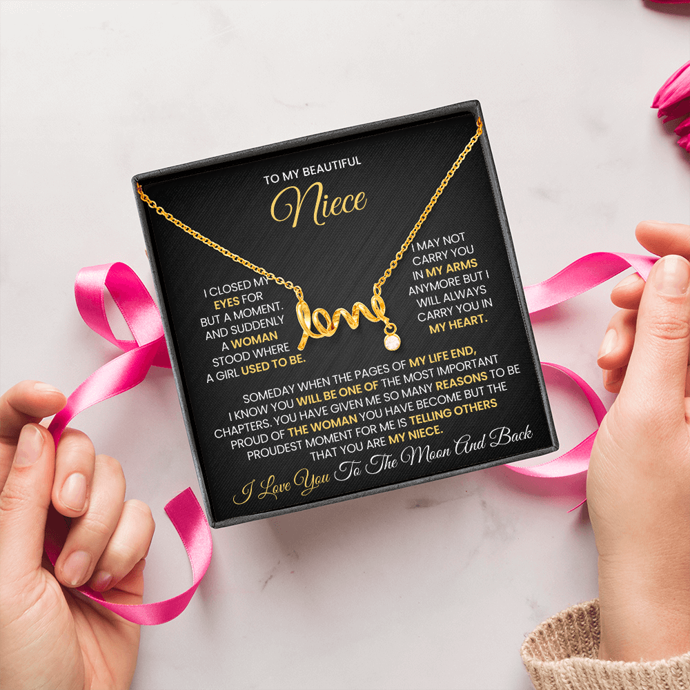 Love Script Necklace for Niece – Sentimental Gift for Niece Jewelry