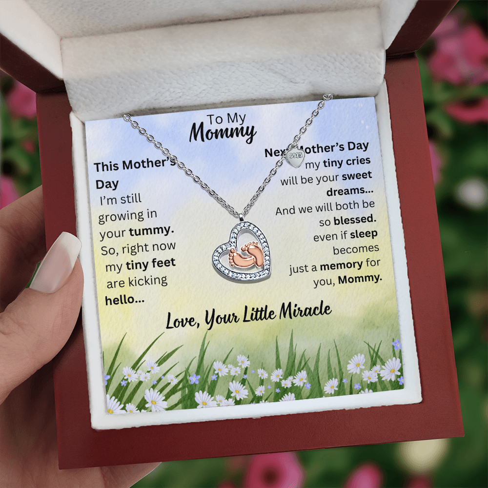 Mother's Day Gift for Mom-to-Be – Baby Feet Heart Pregnancy Necklace with “To My Mommy” Message Card