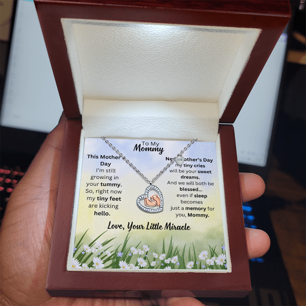 Mother's Day Gift for Mom-to-Be – Baby Feet Heart Pregnancy Necklace with “To My Mommy” Message Card
