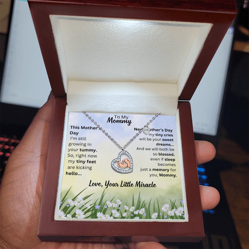 Mother's Day Gift for Mom-to-Be – Baby Feet Heart Pregnancy Necklace with “To My Mommy” Message Card